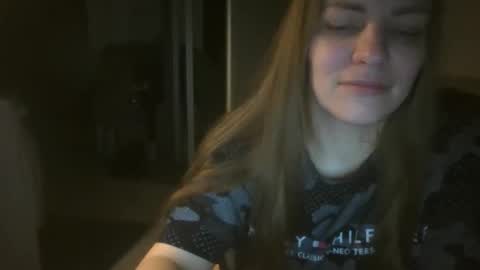 Snapshot of annadiamond1 chatting on 15, 11, 2025 annadiamond1 online show from 15, 11, 2025