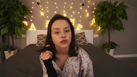 Anna online show from 4, 1, 2025