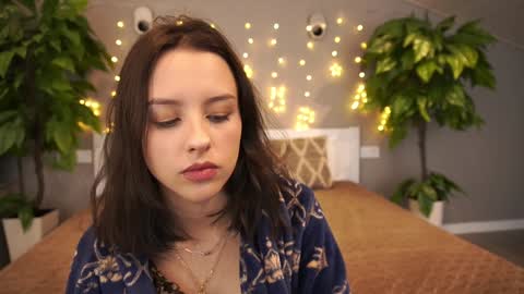 Anna online show from 10, 1, 2025