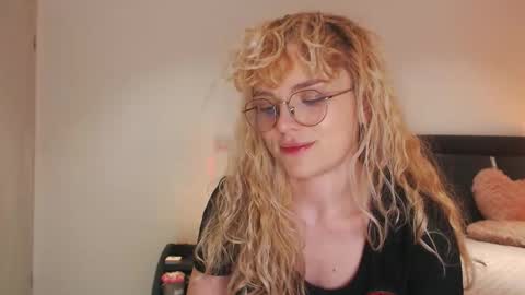 annaevv online show from 19, 2, 2026