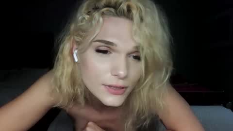 AnnaMarrie online show from 20, 10, 2025