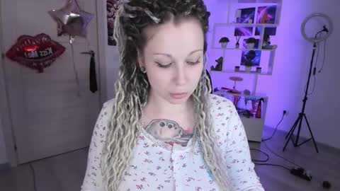 Snapshot of annanebula chatting on 31, 10, 2025 Anna online show from 31, 10, 2025