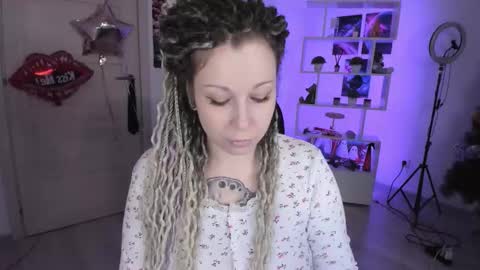 Snapshot of annanebula chatting on 5, 11, 2025 Anna online show from 5, 11, 2025