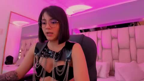 Snapshot of annaralein chatting on 18, 10, 2025 Annara Lein online show from 18, 10, 2025