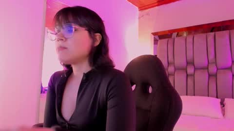 Annara Lein online show from 4, 12, 2025