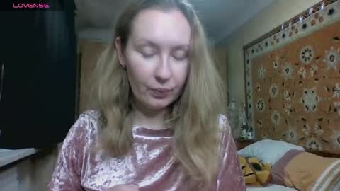 Snapshot of annaxlovers chatting on 21, 10, 2025 AnnaXLovers online show from 21, 10, 2025