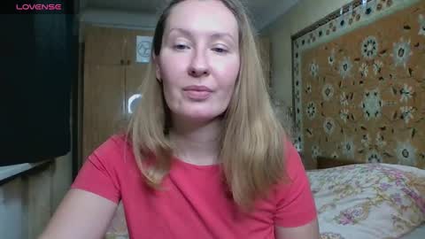 Snapshot of annaxlovers chatting on 7, 11, 2025 AnnaXLovers online show from 7, 11, 2025