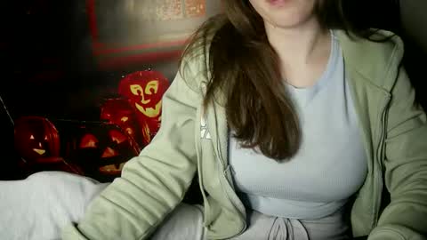 Bella online show from 22, 10, 2025