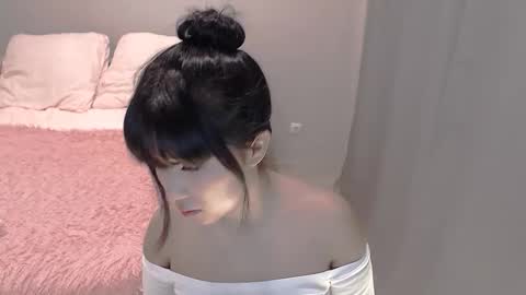 erika online show from 1, 10, 2025