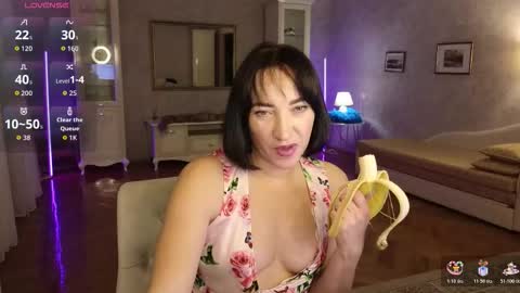 Snapshot of anne_karma chatting on 7, 11, 2025 anne_karma online show from 7, 11, 2025