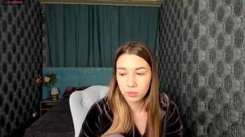 Anne online show from 10, 3, 2025