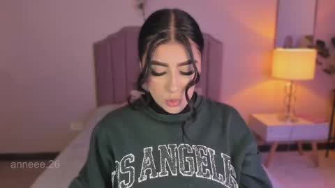 Anne  online show from 25, 2, 2025