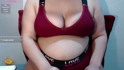 anneliessee online show from 2, 12, 2025