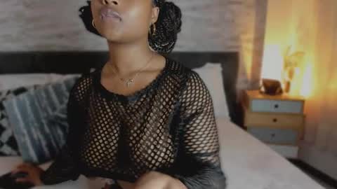 Snapshot of anneth__m chatting on 14, 3, 2026 Anneth online show from 14, 3, 2026