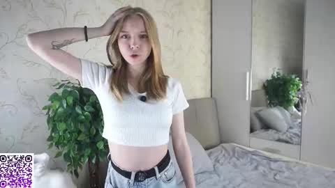 Snapshot of annettaregino chatting on 26, 10, 2025 Eva online show from 26, 10, 2025