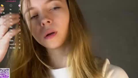 Snapshot of annettaregino chatting on 2, 11, 2025 Eva online show from 2, 11, 2025