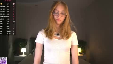 Snapshot of annettaregino chatting on 10, 11, 2025 Eva online show from 10, 11, 2025