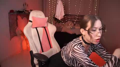  Anna  online show from 21, 10, 2025