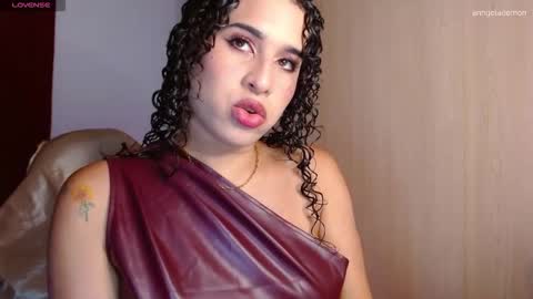 ANGEL  independent model  online show from 6, 10, 2025