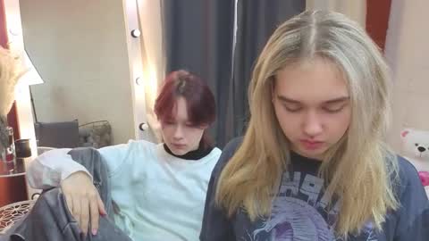 Anni online show from 5, 2, 2026