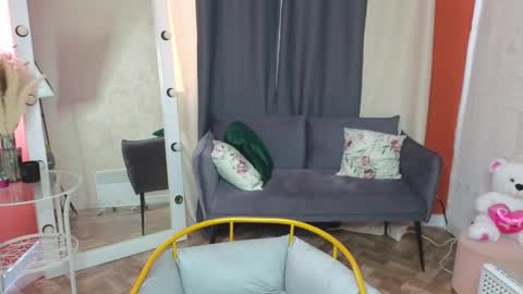 Anni online show from 9, 2, 2026