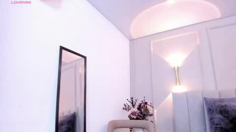 annie_20_ online show from 9, 2, 2026