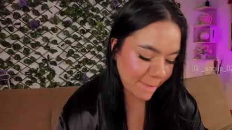 annie_barozzi online show from 15, 12, 2024