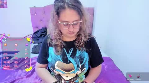 Snapshot of annie_bigboobs_ chatting on 15, 12, 2025 Ana Bolena independent model online show from 15, 12, 2025