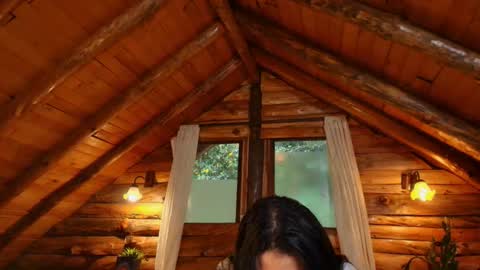 Annie online show from 20, 2, 2026