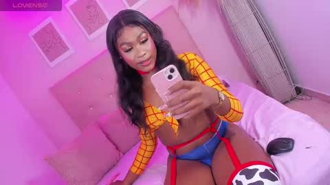 annie_dolce_ online show from 21, 10, 2025