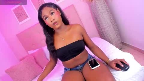 annie_dolce_ online show from 15, 11, 2025