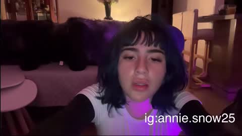 JEANNE no olvides seguirme dont forget follow me  uu online show from 27, 2, 2025