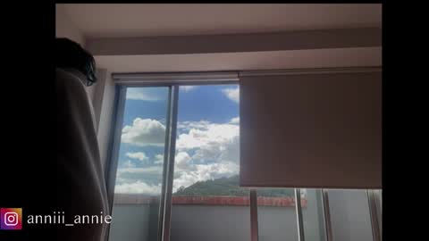 JEANNE no olvides seguirme dont forget follow me  uu online show from 10, 9, 2025