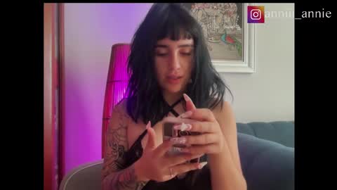 JEANNE no olvides seguirme dont forget follow me  uu online show from 24, 9, 2025