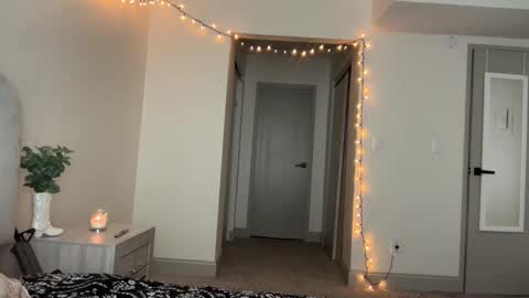  ONLY FANS   online show from 5, 1, 2026