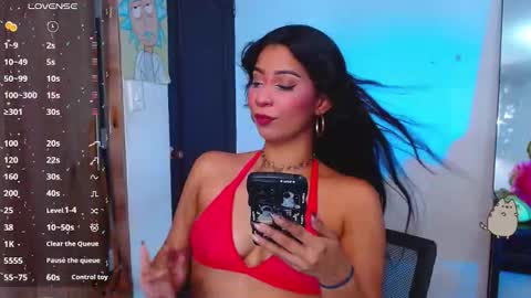 Snapshot of annieblu3 chatting on 8, 10, 2025 AnnieBlu3 online show from 8, 10, 2025