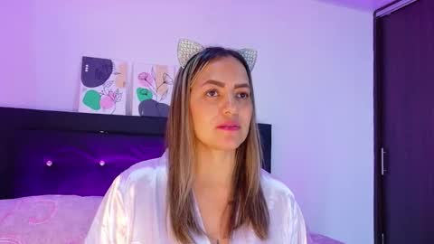 AnnieCollins69 online show from 2, 10, 2025