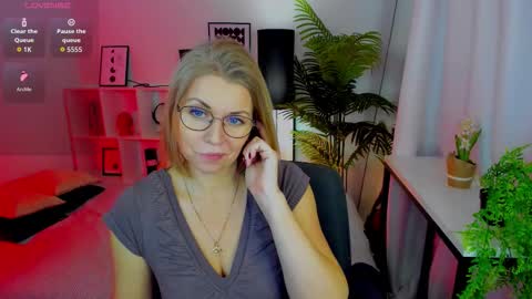 Annie online show from 16, 1, 2026