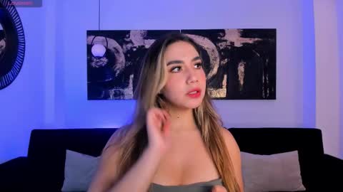 Snapshot of anniemonroe1 chatting on 15, 12, 2025 Annie Monroe online show from 15, 12, 2025