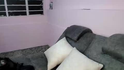 Snapshot of anniesparkle chatting on 11, 10, 2025 Annie Sparkle online show from 11, 10, 2025