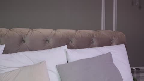 AnnieStyles online show from 3, 1, 2025