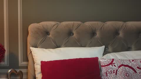 AnnieStyles online show from 7, 3, 2025