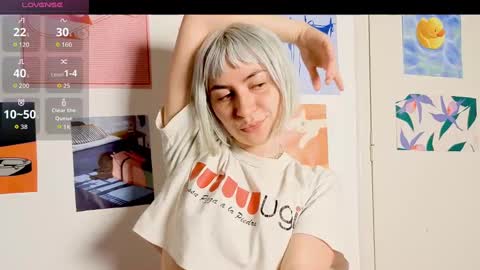 Snapshot of annietinky chatting on 22, 10, 2025 annietinky online show from 22, 10, 2025