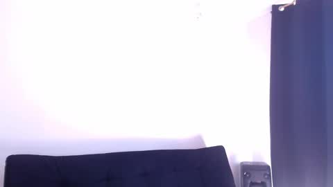 ANNIE WINE online show from 1, 12, 2025