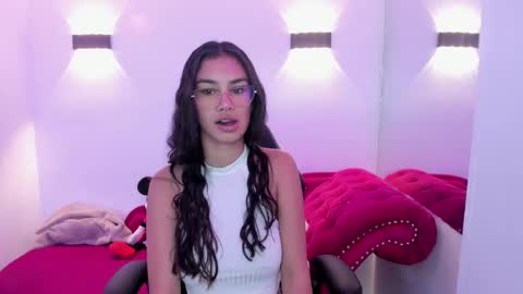 Snapshot of anniie_evans1 chatting on 21, 1, 2025 Annie Evans online show from 21, 1, 2025