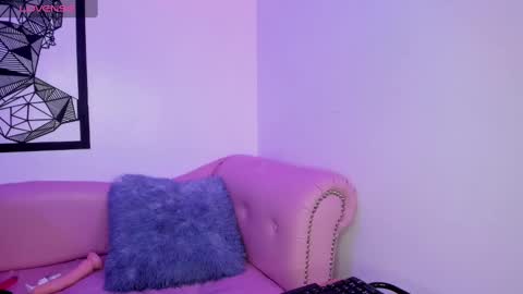 Snapshot of anniie_evans1 chatting on 13, 2, 2025 Annie Evans online show from 13, 2, 2025