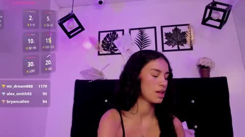 Annie Evans  online show from 13, 12, 2025