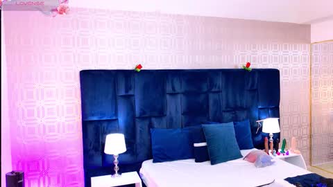 Anniieleonhart online show from 26, 9, 2025