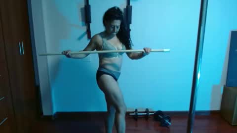 Snapshot of annita_muscle chatting on 17, 2, 2025 Annita online show from 17, 2, 2025
