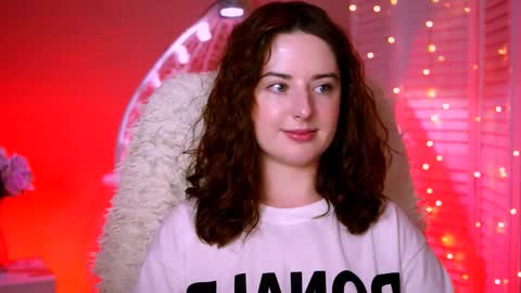 Snapshot of annterry chatting on 24, 10, 2025 Ann Terry 3 online show from 24, 10, 2025